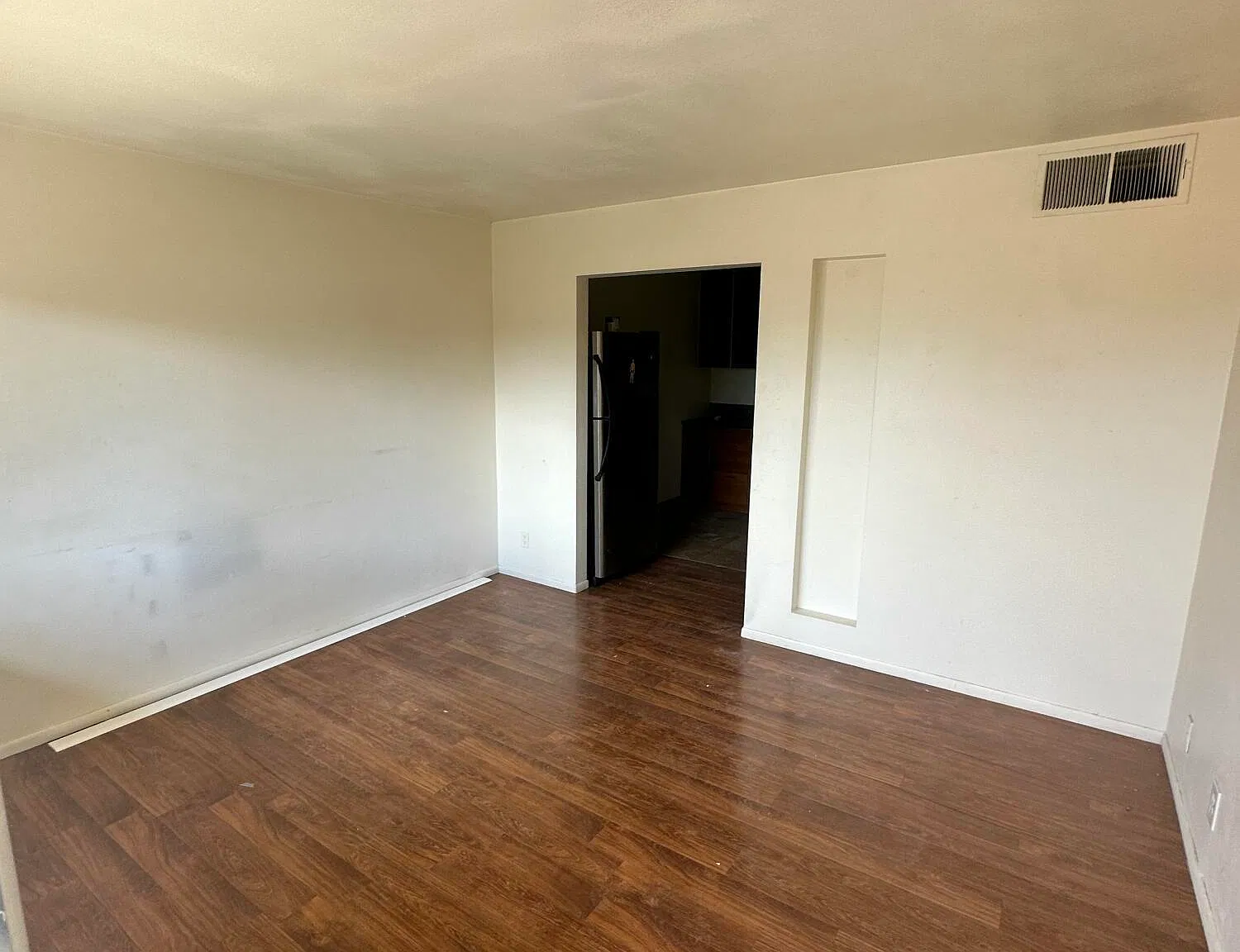 2 bed, 1.0 bath, 640 sqft, $1,150 — Photo 3