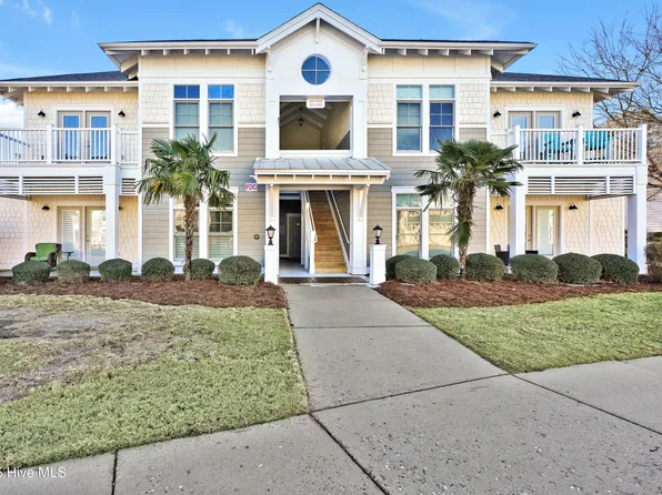 2537 St James Drive SE #301, Southport, NC 28461