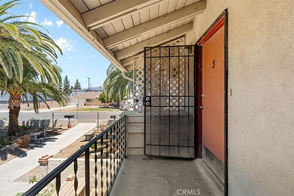 2 bed, 770 sqft, $2,500 — Photo 1