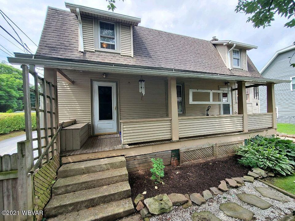 1st image of 908 W Bald Eagle Ave S