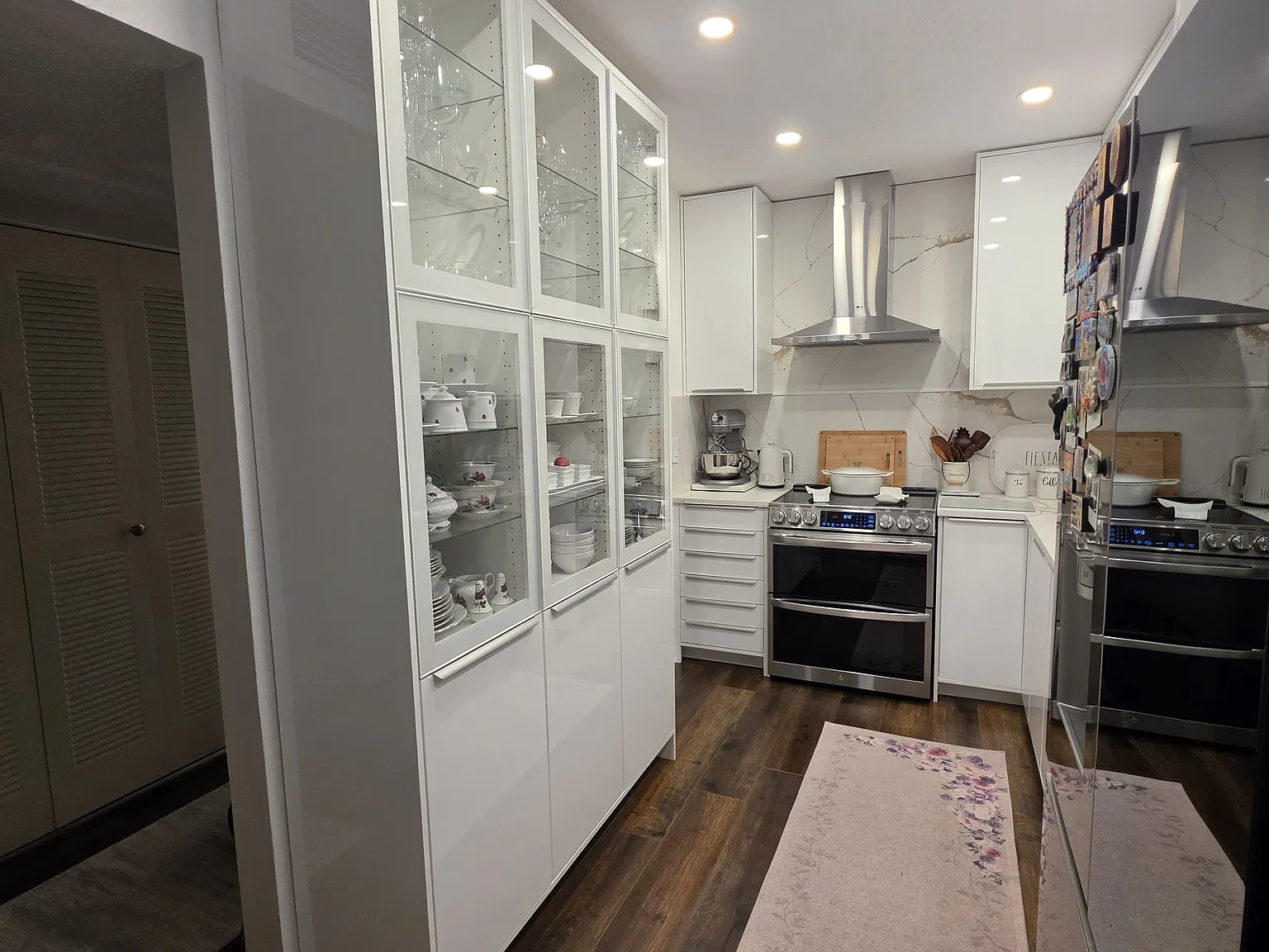 2 bed, 1240 sqft, $1,950 — Photo 3