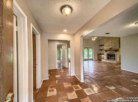 5th image of 4303 Hilton Head St