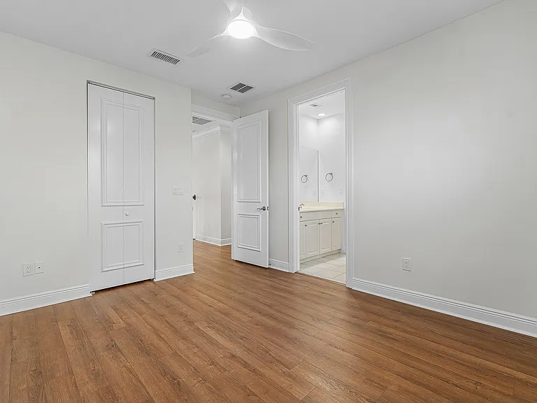 6641 Conch Ct — Photo 39