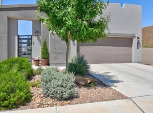 1417 Tierra Verde Loop NW, Los Lunas, NM 87031