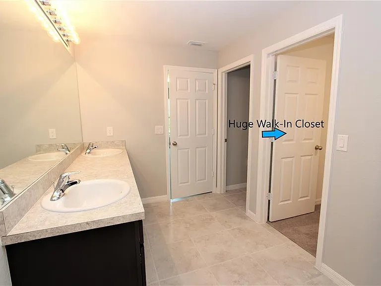 154 Australian Dr — Photo 14