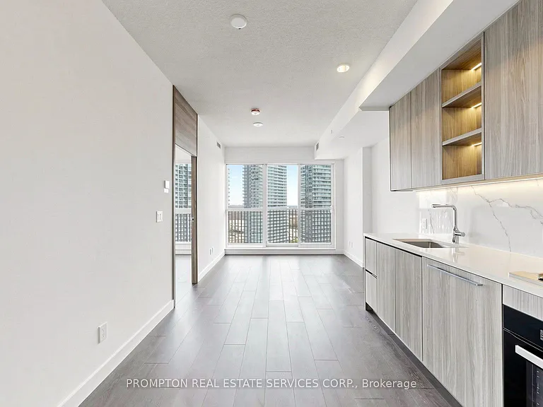 18 Esther Shiner Blvd #2511 — Photo 20