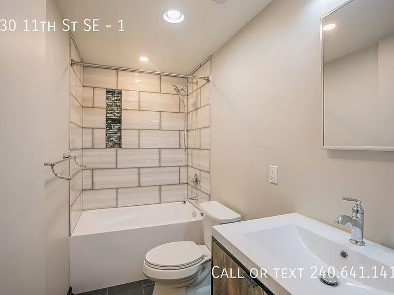530 11th St SE #1 — Photo 16