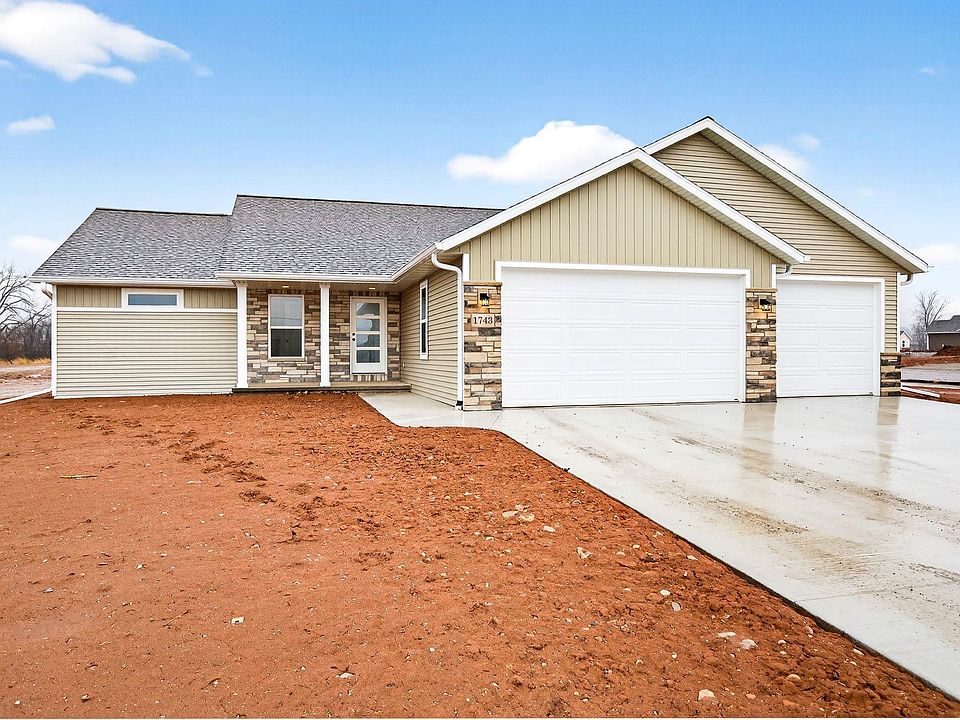 1st image of 1743 Legacy Ln