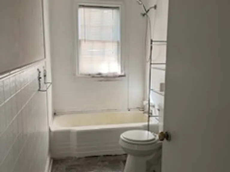 1704 Central Ave — Photo 7