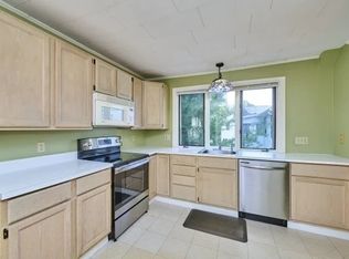 77 Chester Rd FLOOR 2, Belmont, MA 02478