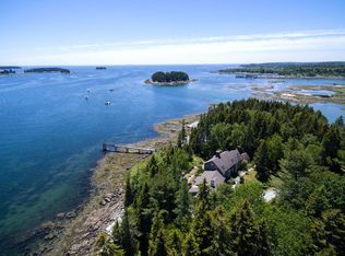 190 Scraggle Point Rd, Saint George, ME 04860