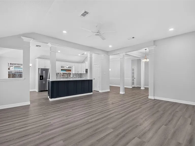 6706 Paigetree Ln — Photo 19