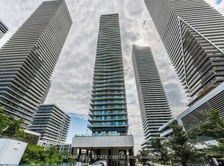 33 Shore Breeze Dr #2611, Toronto, ON M8V 0G1