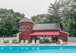 88 Silo Cir, Riverside, CT 06878