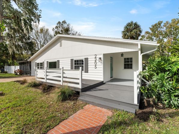 2205 Pine Island Dr