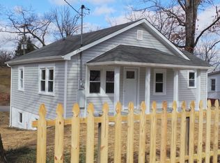 1609 Seaver Rd, Kingsport, TN 37660