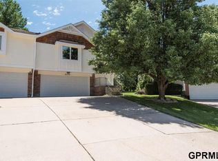 6733 S 153rd Cir, Omaha, NE 68137