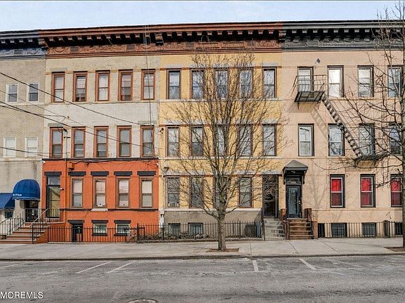 2nd image of 1202 13th St APT 6