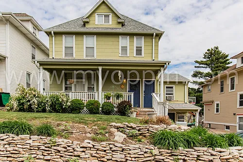 4824 Webster St Photo 1