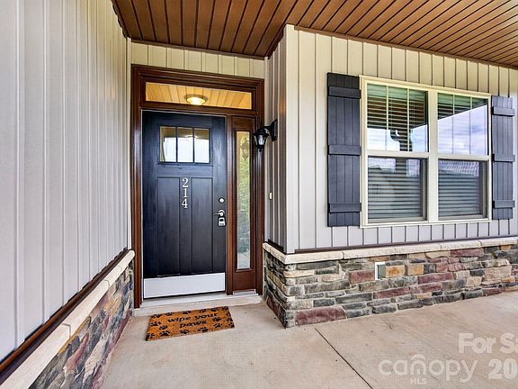 5th image of 214 Water Leaf Dr
