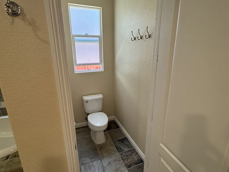 851 Antilla Way — Photo 17