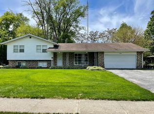394 Timber Dr, Coloma, MI 49038