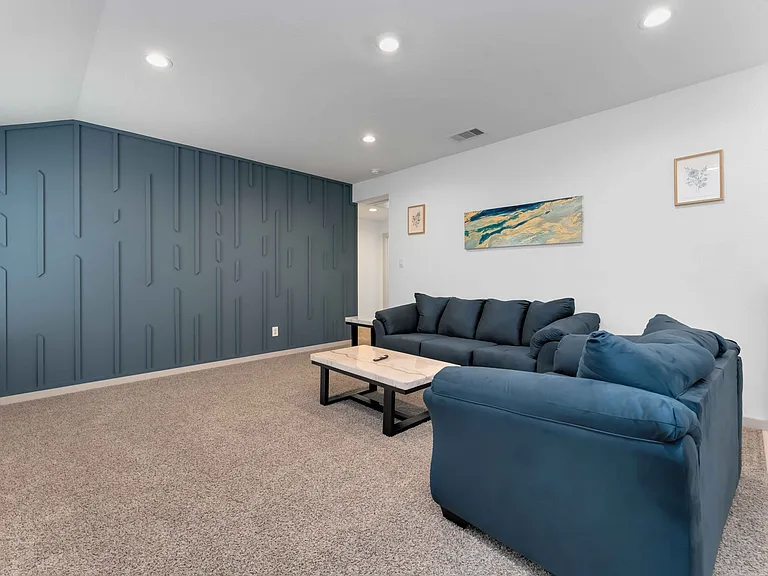 12812 Barnesbury Ln — Photo 25