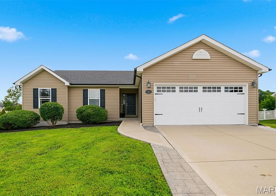 1st image of 10 Gracie Claire Ct