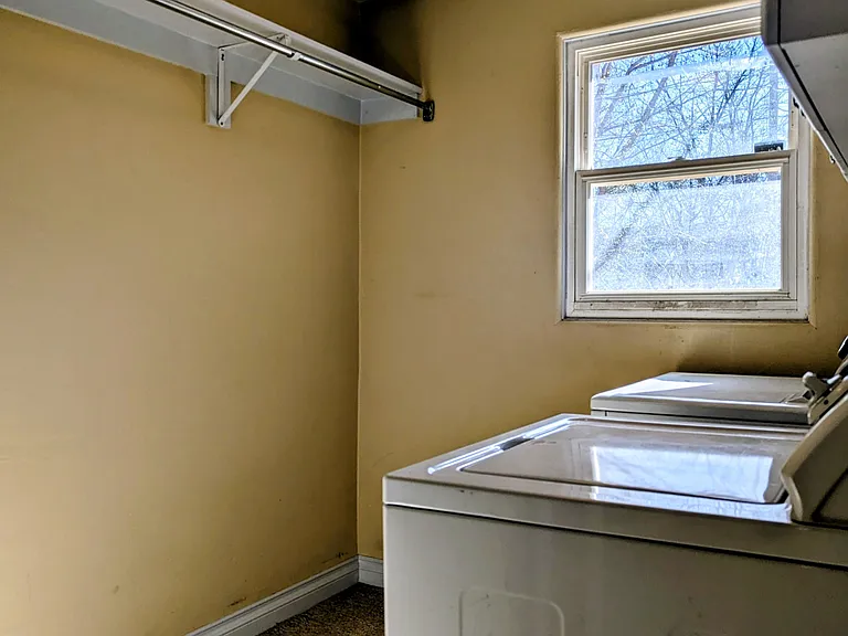 4544 S Grant St — Photo 28