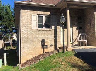 176 S Austin Springs Rd APT 5, Johnson City, TN 37601