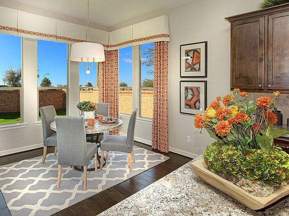 The Deerfield II Breakfast Room