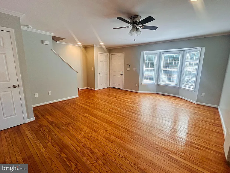 400 Munsons Hill Ct — Photo 5