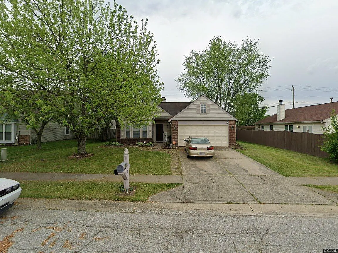 6517 Decatur Cmns photo 1