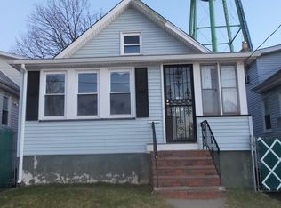 21 Sager Pl, Irvington, NJ 07111