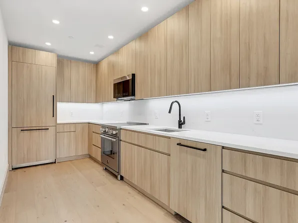 12-16 30th Avenue image 1 of 19