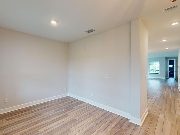 3rd image of 64 Gilchrist Way St