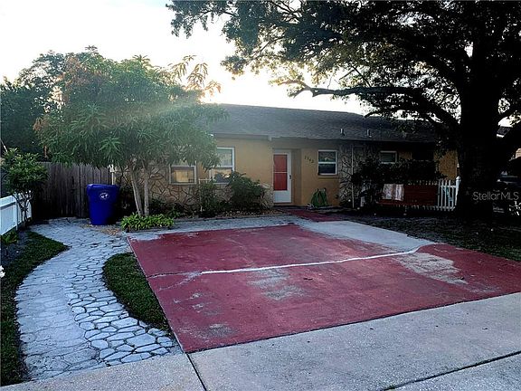 2nd image of 2542 Coral Ave