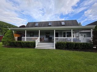 434 Dickinson Dr, Northfield, VT 05663