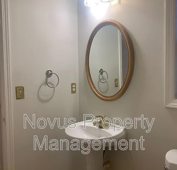 7439 Mason Falls Dr — Photo 11