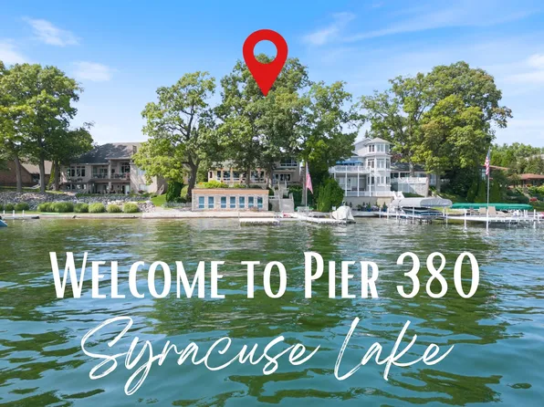 1117 E Northshore Dr, Syracuse, IN 46567