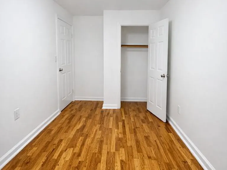 879 Elsmere Pl #3 — Photo 4