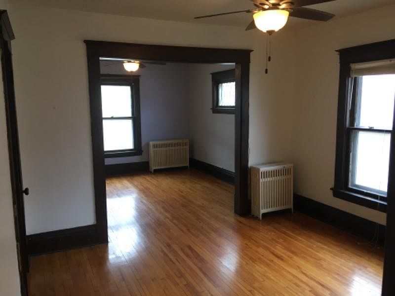 1st image of 3237 Grand Ave S
