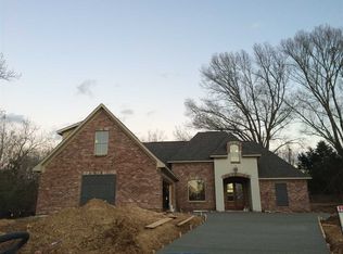 105 Coldwater Cres, Clinton, MS 39056