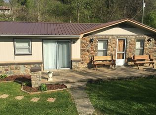860 Pleasant Valley Rd, Bradfordsville, KY 40009