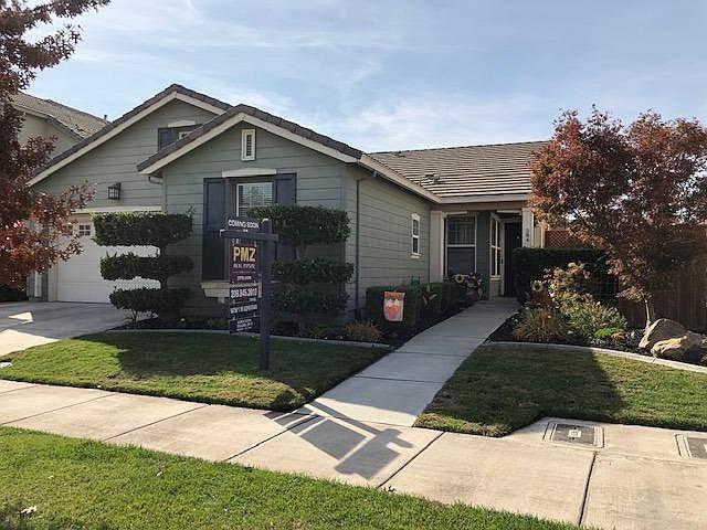 1st image of 384 Merlot Dr