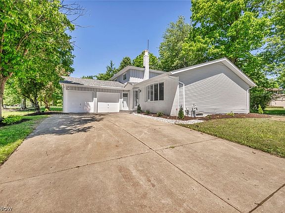 3rd image of 37405 Fox Run Dr