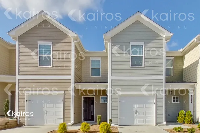 232 Long Island Dr — Photo 1