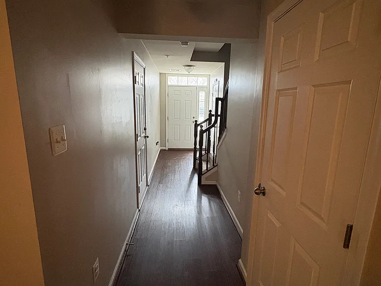 8507 Stansbury Lake Dr — Photo 16