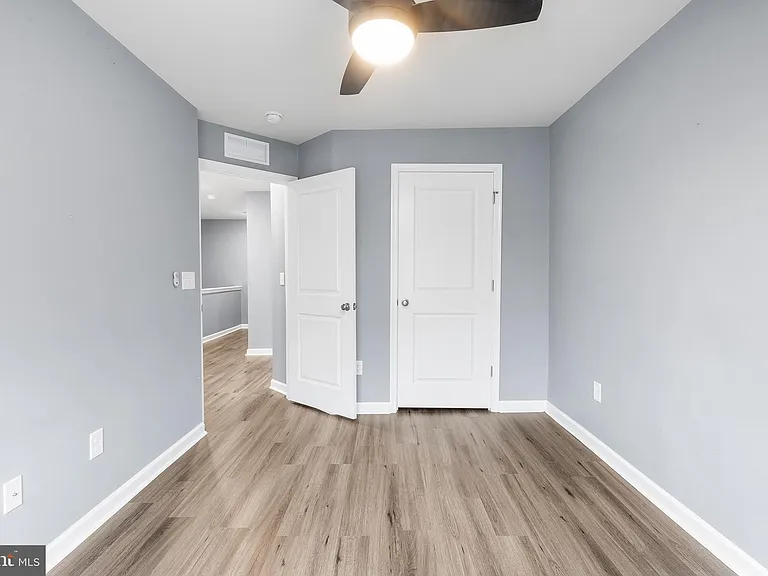 62 Rome Way — Photo 23