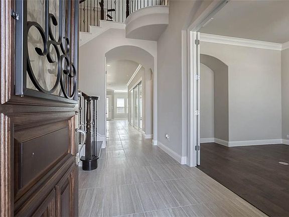 4th image of 4911 Dolorosa Ln